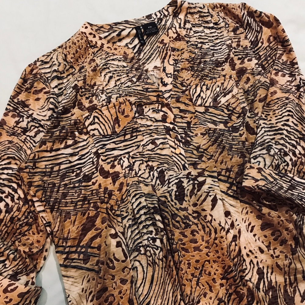 Jungle print blouse.